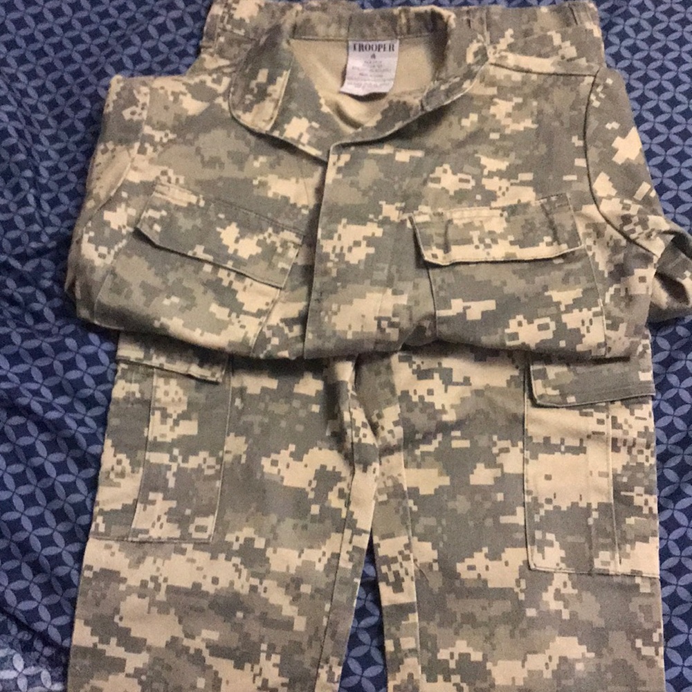 Trooper army uniform